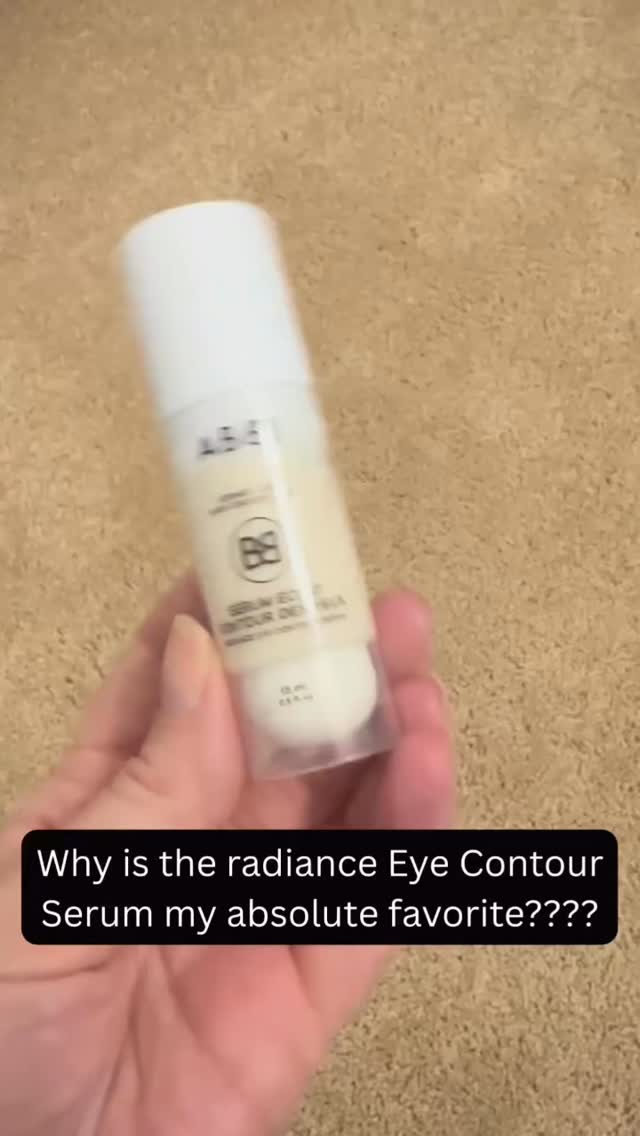 What’s my absolute favorite ABBI product??? I feel like that’s asking me to pick a favorite child! But in this case, sorry kids… it’s the radiance eye contour serum!!!!! 
Comment “bright eyes” for more info 💖💖